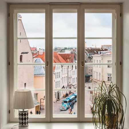 Tallinn City Apartments Old Town Square Exteriör bild