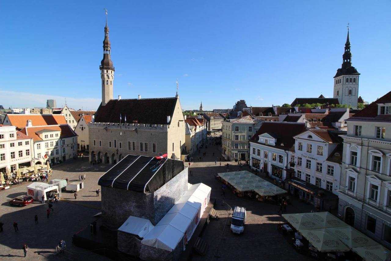 Tallinn City Apartments Old Town Square Exteriör bild